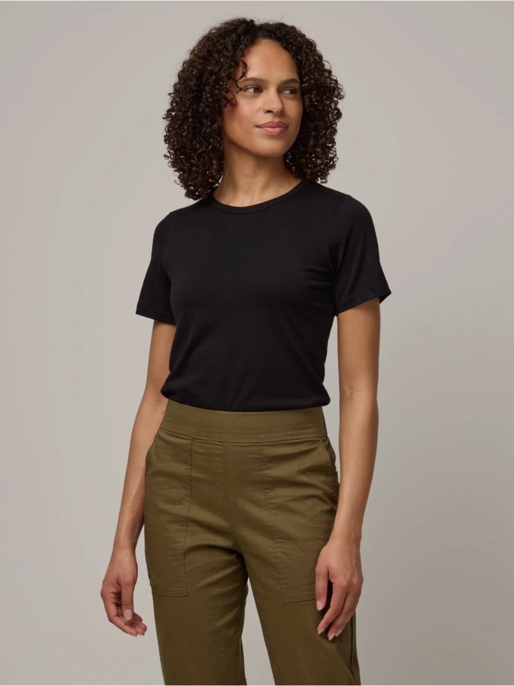 Wool& Cara Black 100% Merino Wool Fitted Tee - Medium